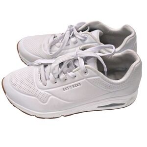Skechers Women's White Sneakers‎ Size 8 Athletic Walking Shoes Clean Minimalist